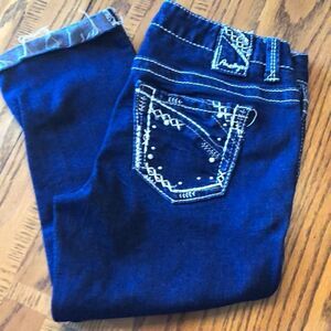 Women’s size 5 Amethyst crop jeans